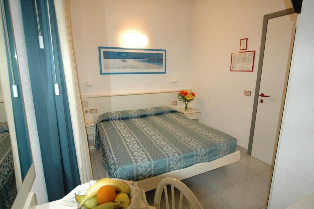Hotel Crystal Portoferraio Oda fotoğraf